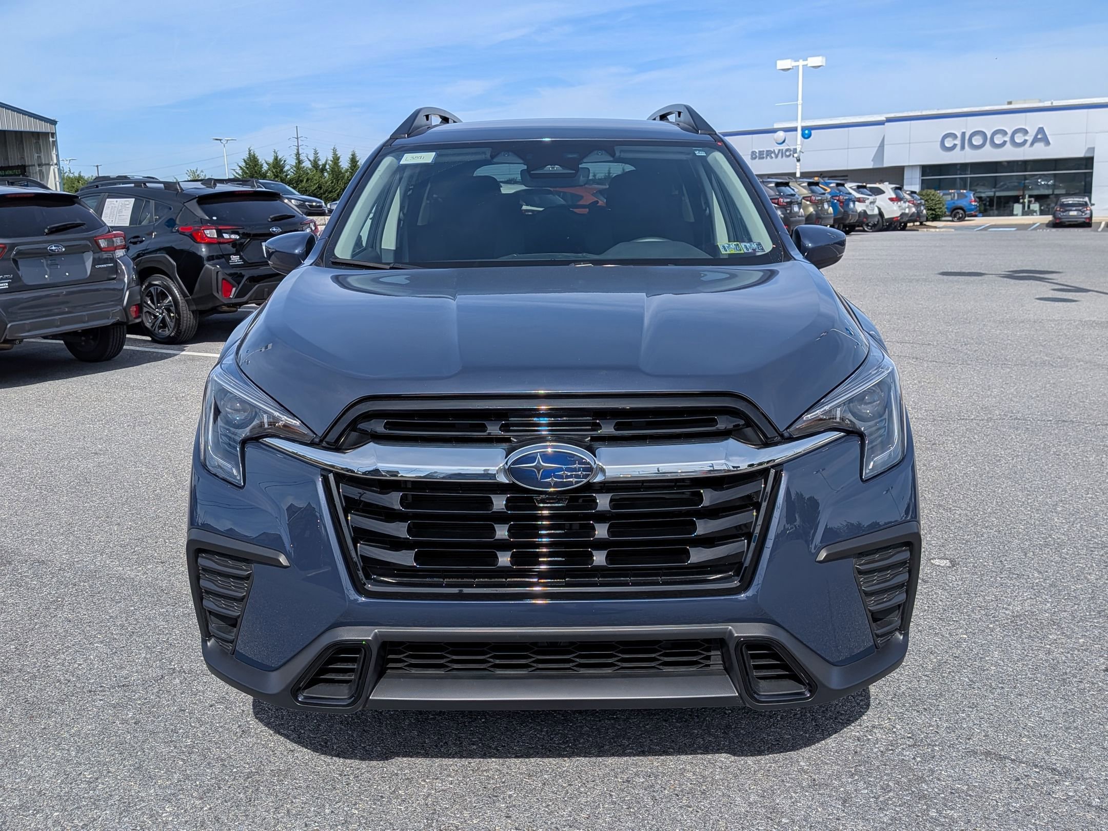 2025 Subaru Ascent Premium photo 2