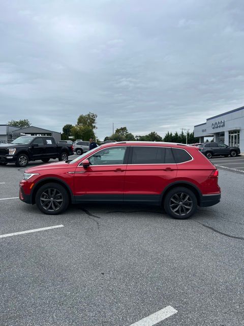 2022 Volkswagen Tiguan SE photo 4
