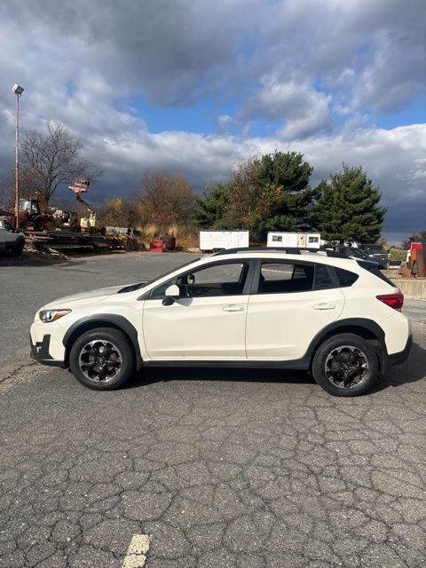 2022 Subaru Crosstrek Premium photo 2