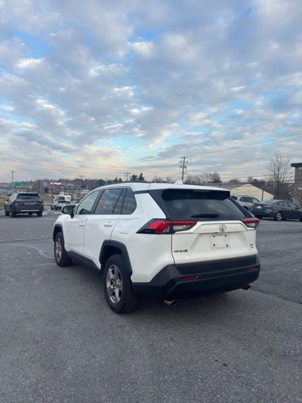 Used 2022 Toyota RAV4 XLE SUV
