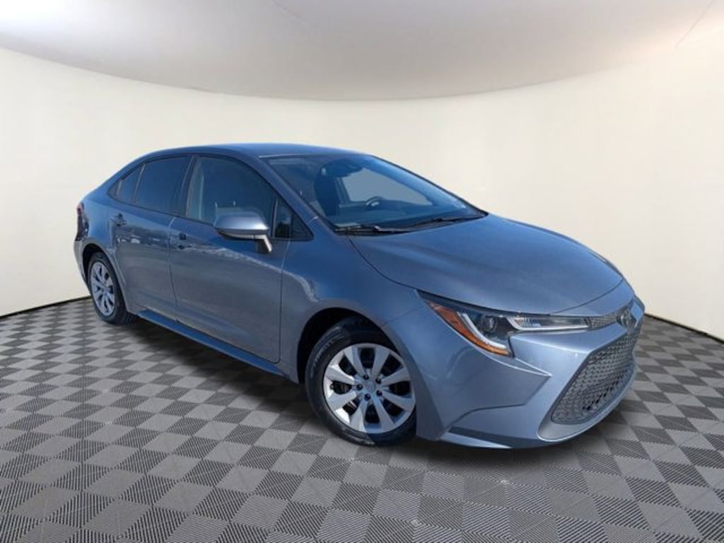 Used 2022 Toyota Corolla LE Sedan