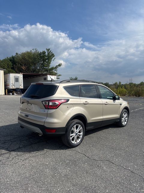 2018 Ford Escape SEL photo 3