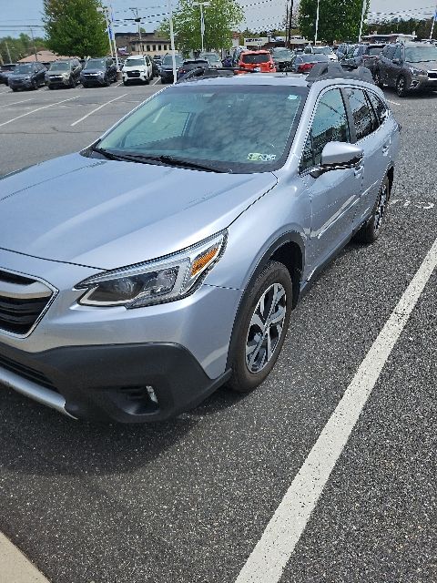 2020 Subaru Outback Limited's photo