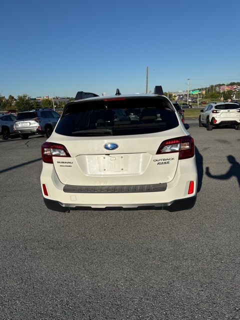 2016 Subaru Outback 2.5i photo 4