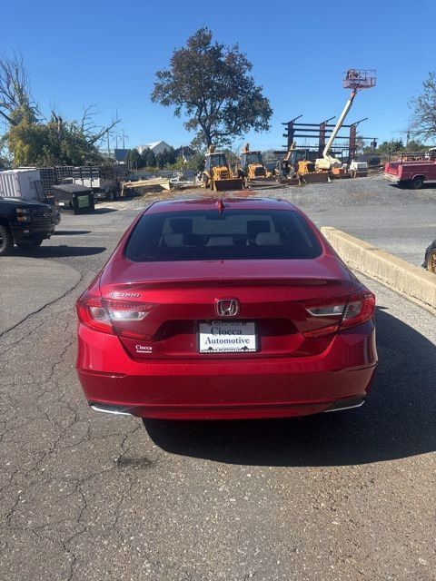 2018 Honda Accord LX photo 4