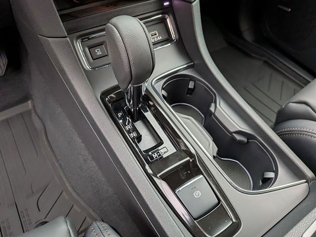 2026 Subaru Ascent Limited Bronze Edition - Photo 8