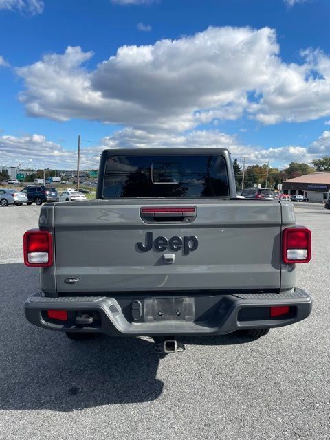 2022 Jeep Gladiator Sport photo 4