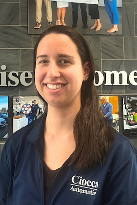 Staff member Amanda Weida from ID_b47d819a5ab4