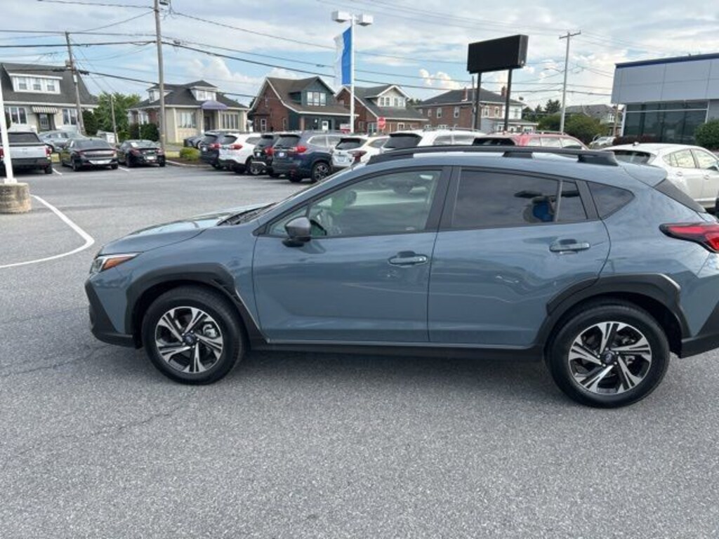 Used 2025 Subaru Crosstrek Premium SUV
