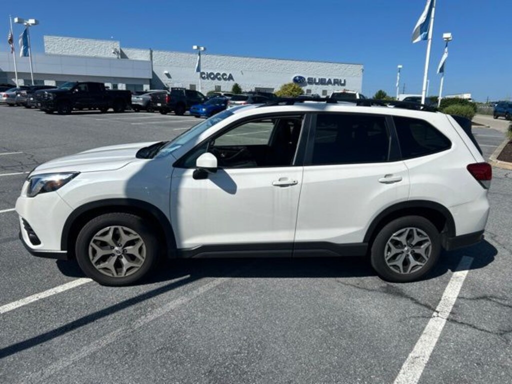 Used 2024 Subaru Forester Premium SUV