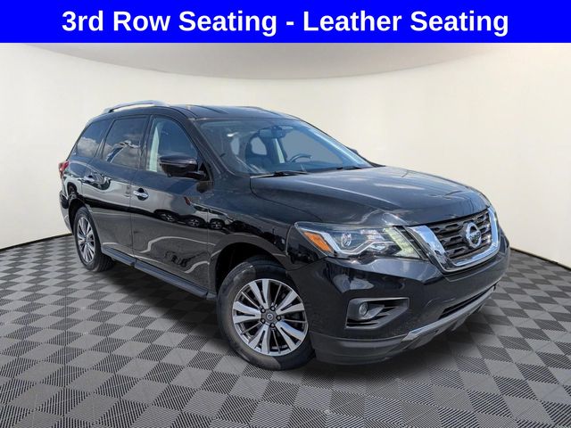2019 Nissan Pathfinder SL 4WD's photo