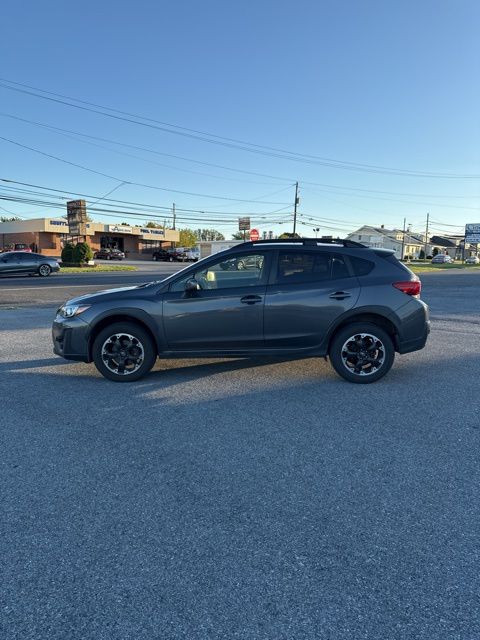 2023 Subaru Crosstrek Premium photo 2
