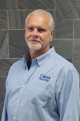 Staff member Robert Griffin from ID_48c58f24d3a8