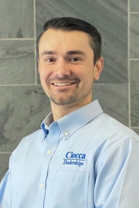 Staff member Devon Schadler from ID_07db7c1c8dab
