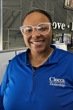 Staff member Jasmine Lander from ID_2c8d882b62cb