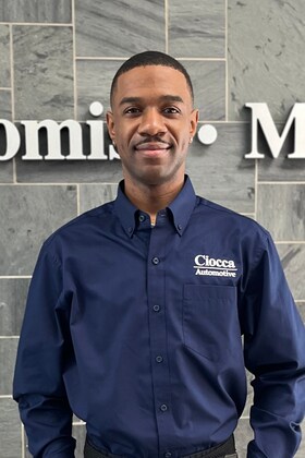 Staff member Eli Curtis from ID_07db7c1c8dab