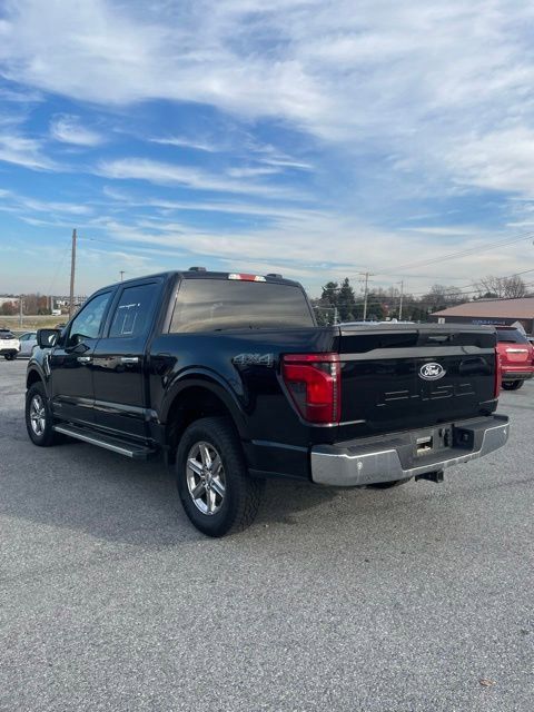 2024 Ford F-150 XLT photo 3