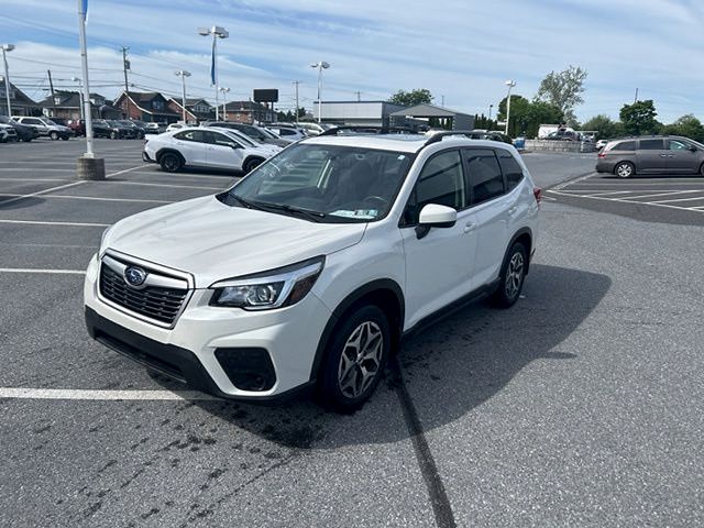 2019 Subaru Forester Premium's photo