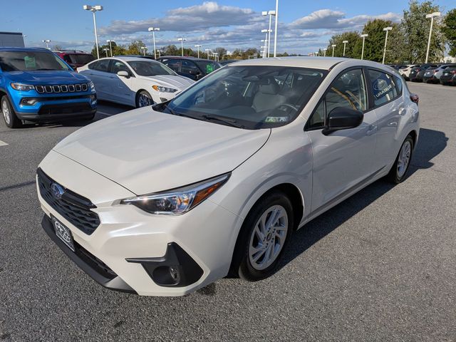 2025 Subaru Impreza Base photo 3