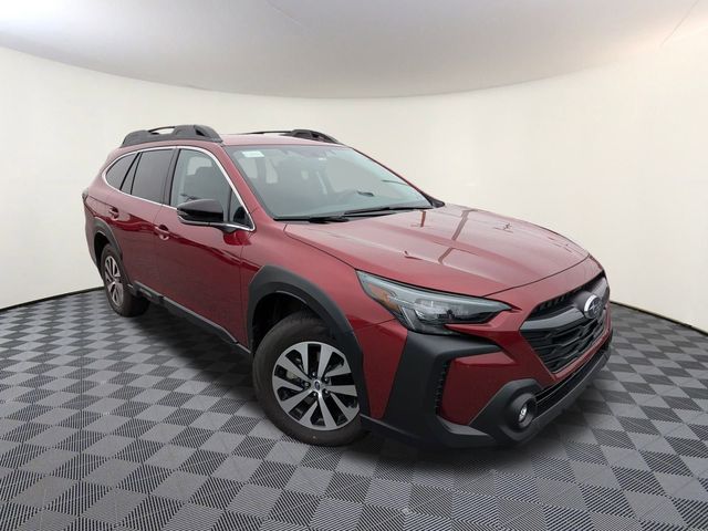 2025 Subaru Outback Premium's photo