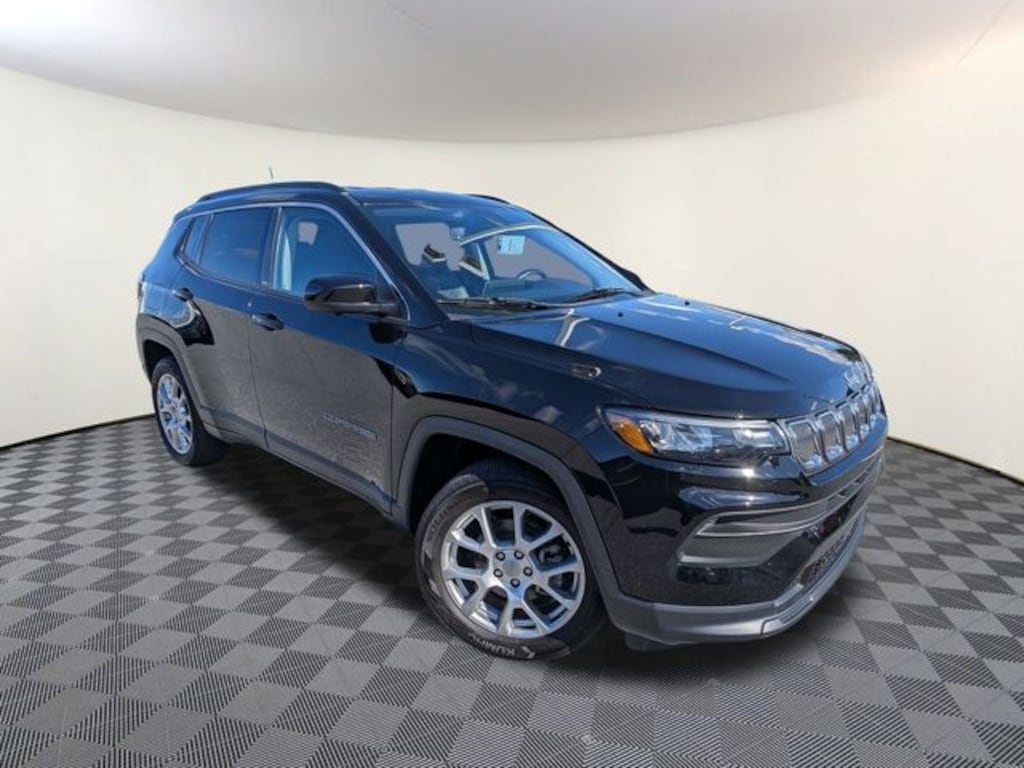 Used 2022 Jeep Compass Latitude Lux SUV