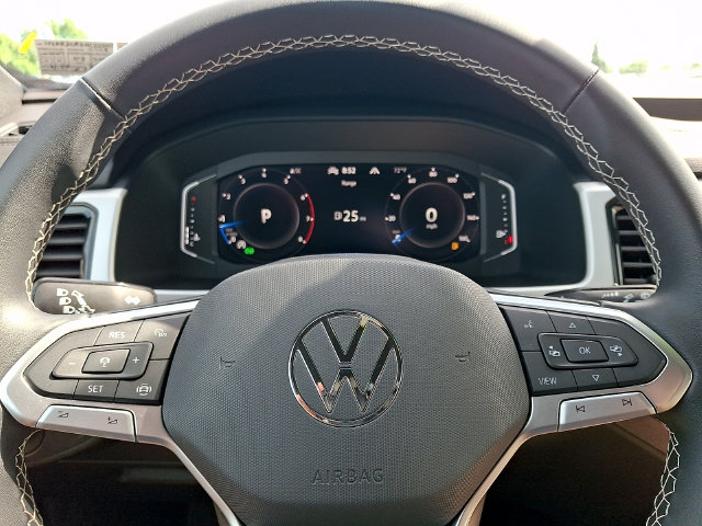 2022 Volkswagen Atlas Cross Sport SE w/Tech - Photo 18