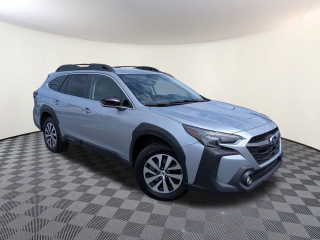 2024 Subaru Outback Premium's photo