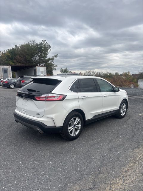 2020 Ford Edge SEL photo 4