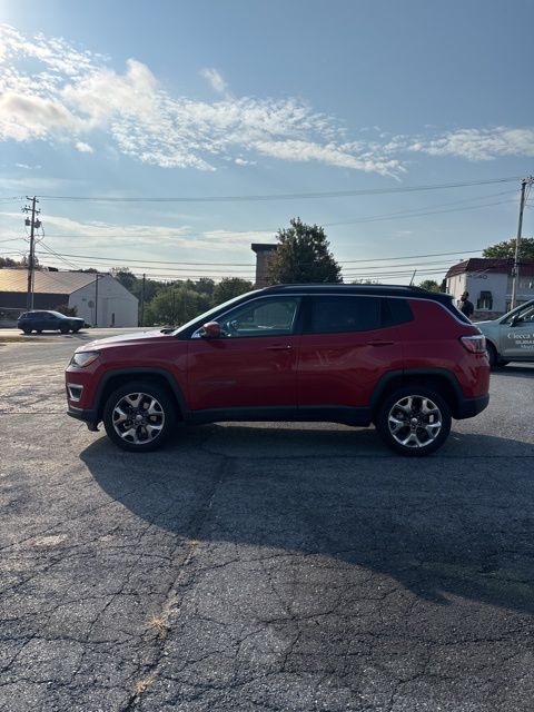 2018 Jeep Compass Limited photo 2