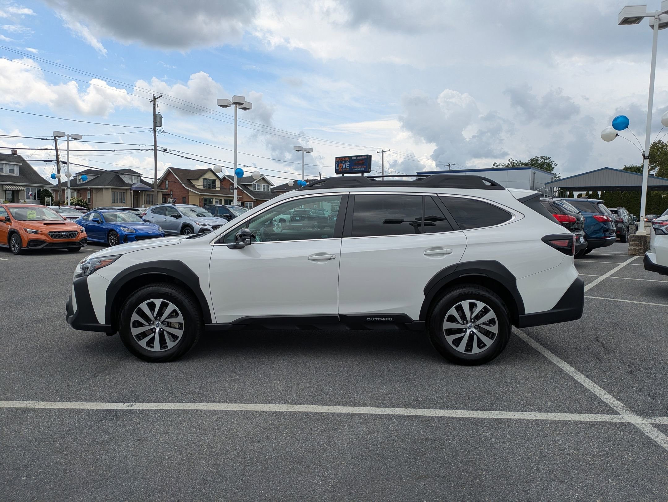 2025 Subaru Outback Base photo 4