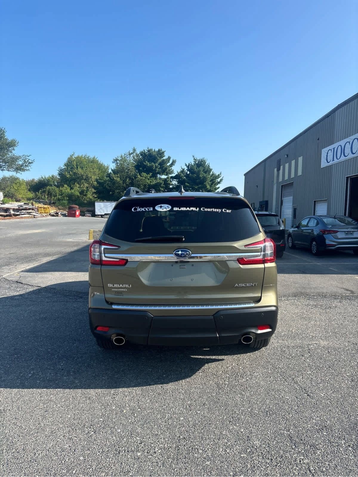 2025 Subaru Ascent Premium photo 4