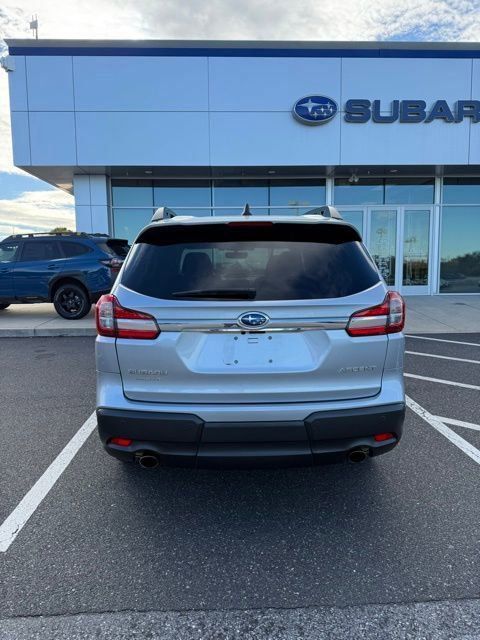 2022 Subaru Ascent Premium photo 4