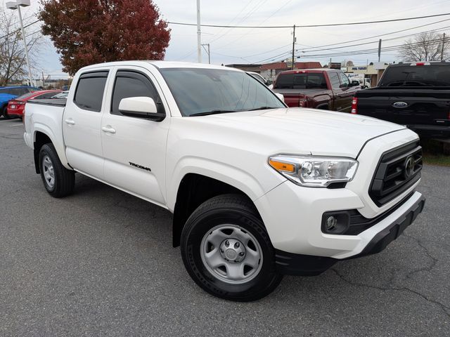 2023 Toyota Tacoma SR's photo