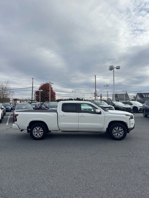 2022 Nissan Frontier SV photo 4
