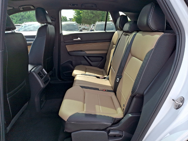 2022 Volkswagen Atlas Cross Sport SE w/Tech - Photo 13