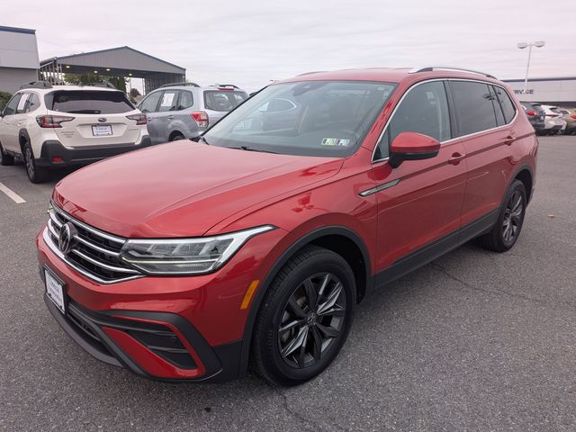 2022 Volkswagen Tiguan SE photo 3