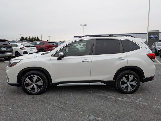 2019 Subaru Forester Touring photo 4