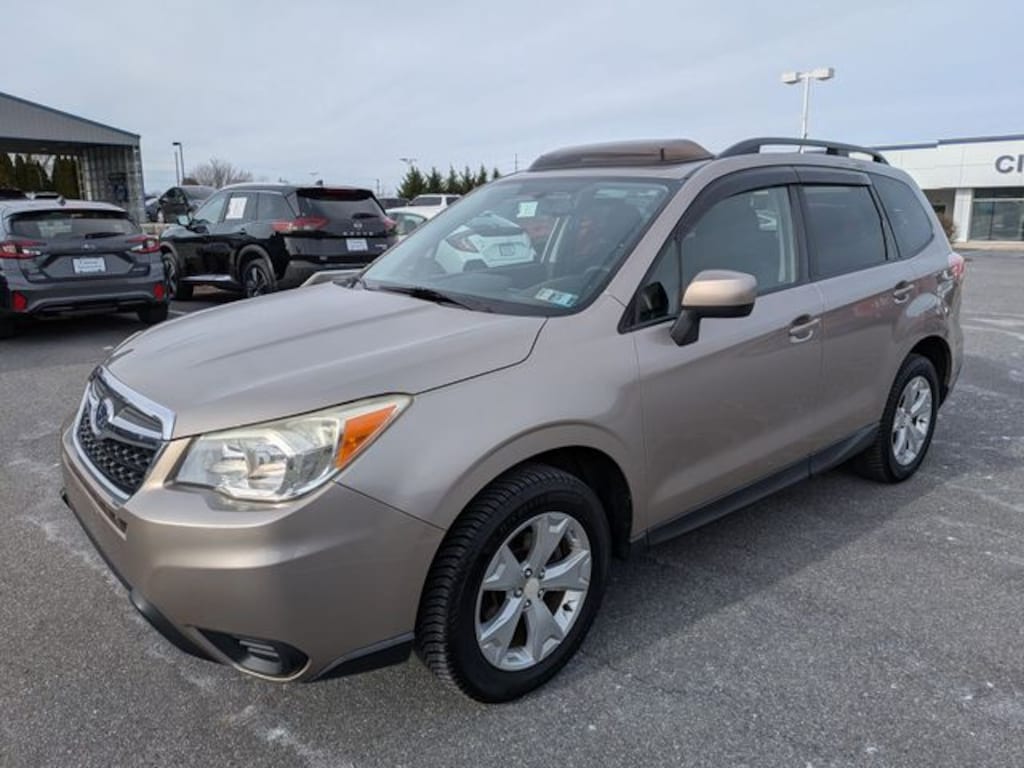 Used 2015 Subaru Forester 2.5i Premium SUV