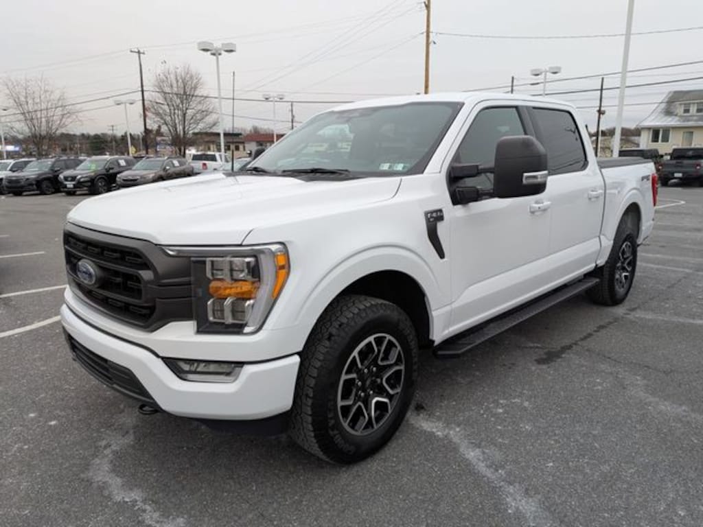 Used 2022 Ford F-150 XLT Truck SuperCrew Cab