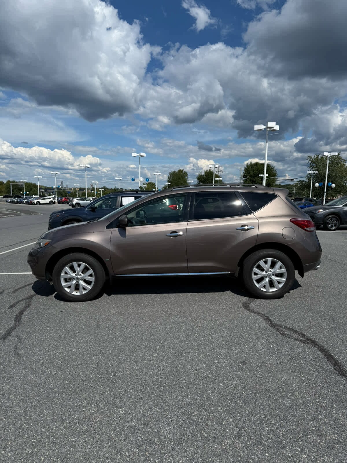 2013 Nissan Murano SV photo 2