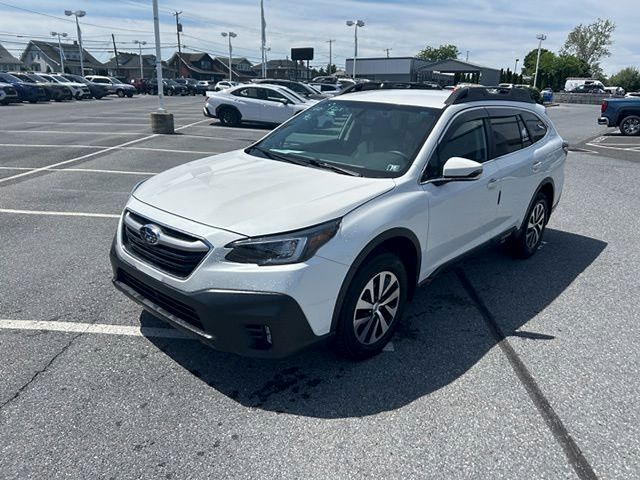 2020 Subaru Outback Premium's photo