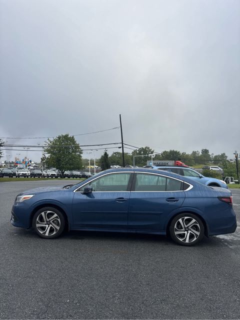 2022 Subaru Legacy Limited photo 2
