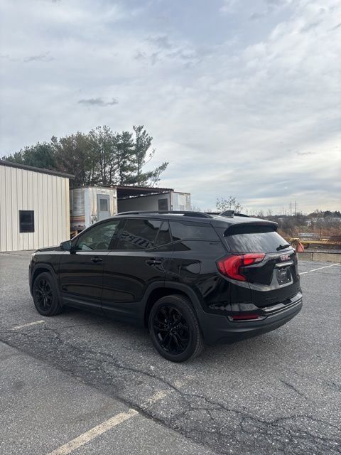 2021 Gmc Terrain SLT photo 2