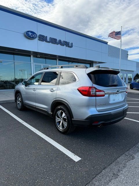 2022 Subaru Ascent Premium photo 3