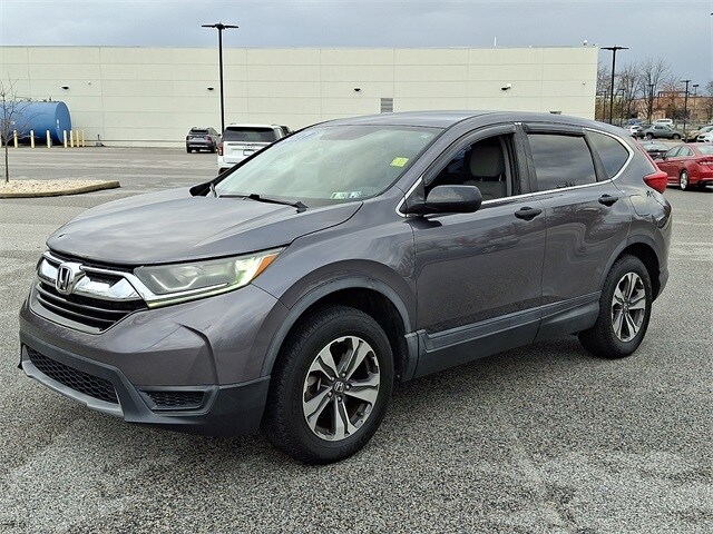 2017 Honda CR-V LX photo 3
