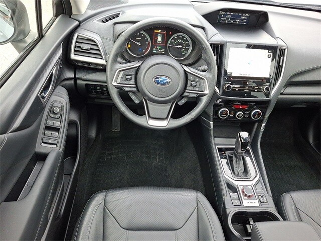 2020 Subaru Forester Touring photo 2