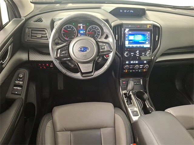 2022 Subaru Ascent Onyx Edition photo 2