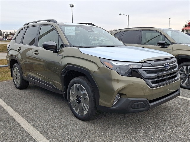 2025 Subaru Forester Premium's photo