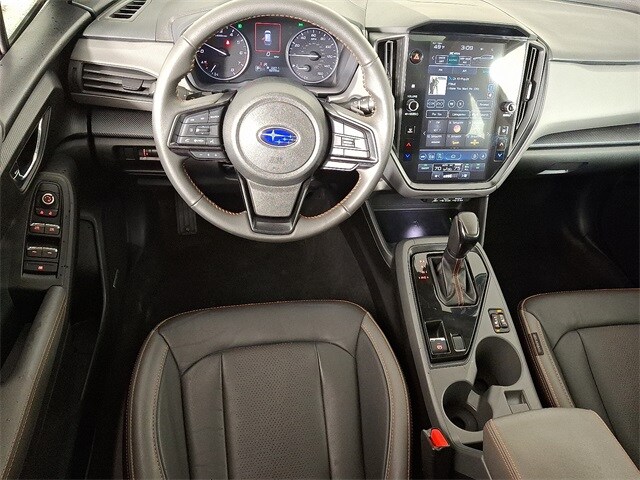 2025 Subaru Crosstrek Limited photo 2