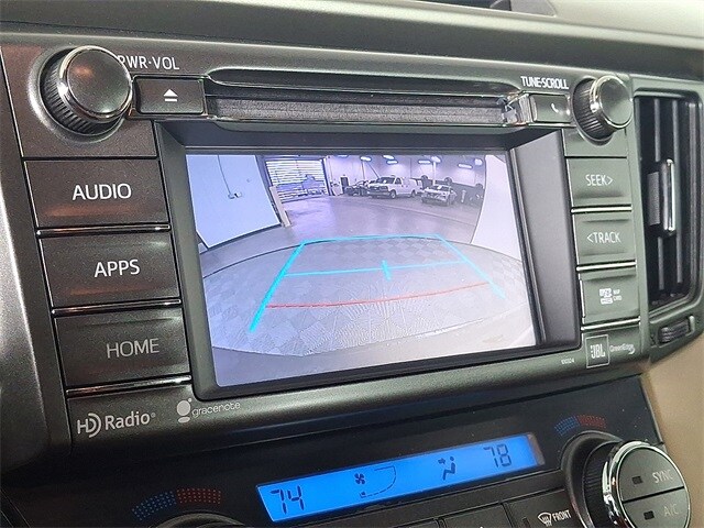 2015 Toyota RAV4 Limited photo 4